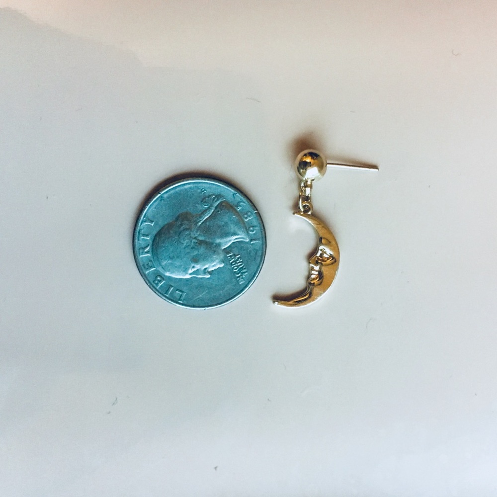 Gold Crescent Moon Boho Earrings - Picture 3 of 3